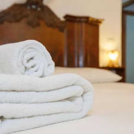 Gozzi House - Comoda Casa - Free Parking - Easy To Venice!