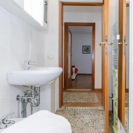 Gozzi House - Comoda Casa - Free Parking - Easy To Venice! Lägenhet