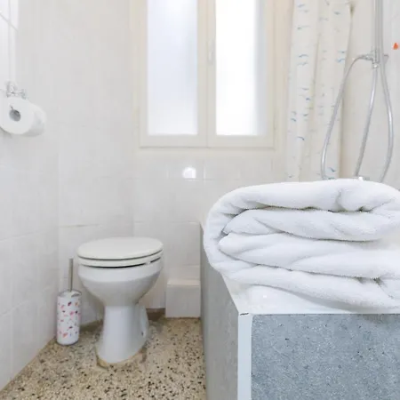 Διαμέρισμα Gozzi House - Comoda Casa - Free Parking - Easy To Venice! *