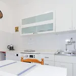 Gozzi House - Comoda Casa - Free Parking - Easy To Venice! Lägenhet Mestre